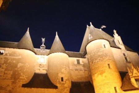 Entre Vignes Et Chateaux Fougeres-sur-Bievre Eksteriør billede